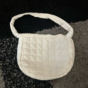 Chic Cream Quilted Shoulder Bag